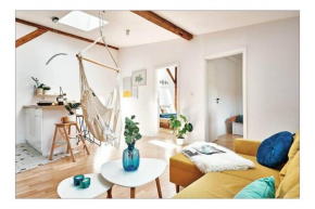 Sunny Apartment at the Heart of Old Town